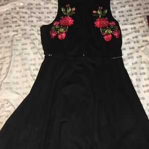 Black velvet forever 21 dress